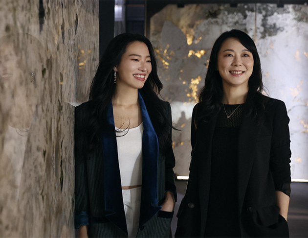 <h8>媒體報導</h8>將一個家導成一部電影，奢石就是設計師最鍾愛的演員 ——玖柞設計設計總監蔡雅怡x大雄設計行銷總監邱薇庭對談