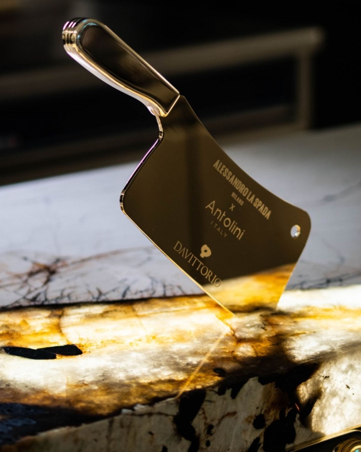 <h8>設計靈感</h8>Antolini：義大利奢石先驅，卓越設計與創新工藝