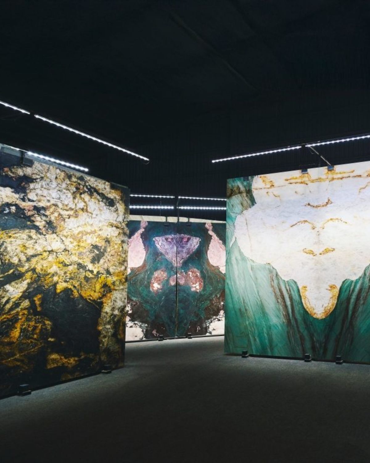 <h8>石用知識</h8>設計家 | 豪宅大理石怎麼自挑自買？一次解惑大理石的秘密、選購流程、保養撇步！  